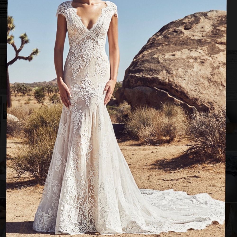 Brand New Wedding Dress- Calla Blanche (DAWN)